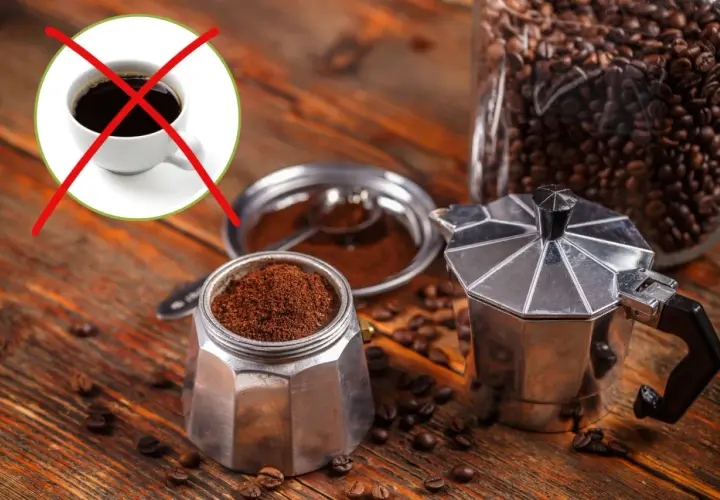 Caffè macinato pronto per la moka. Scopri quanto caffè mettere nella moka per un espresso perfetto.