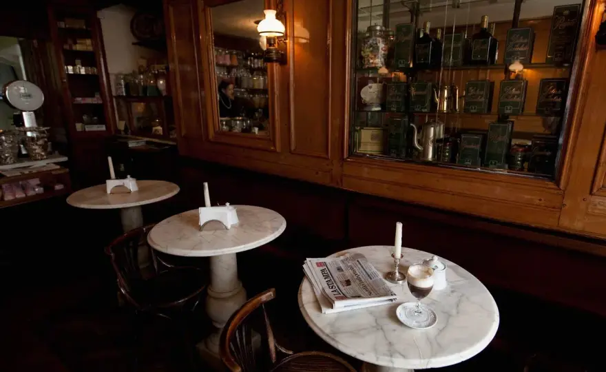 Caffè Torino - L'esperienza autentica tra bicerin e vermouth