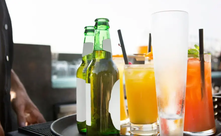 Aperitivo originale italiano: storia, drink e come farlo bene