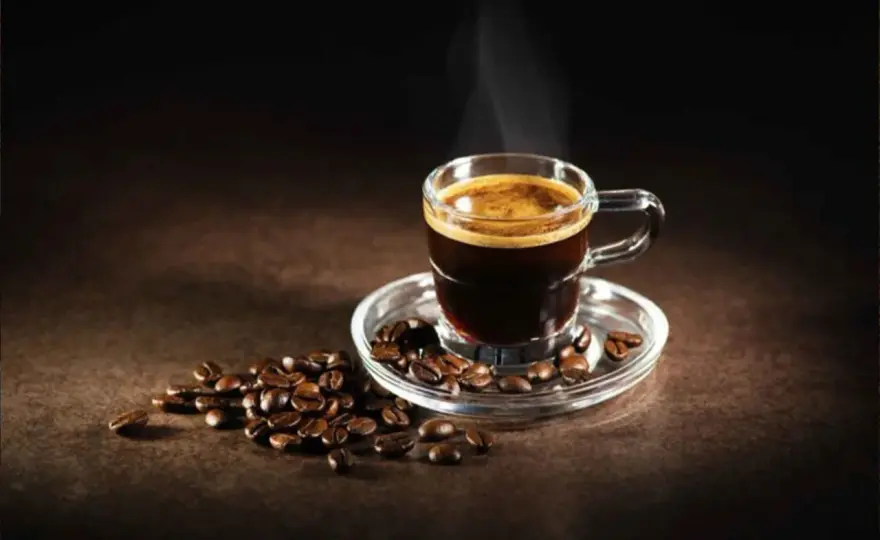 Caffè al vetro - quando ha senso e quando no? Guida completa