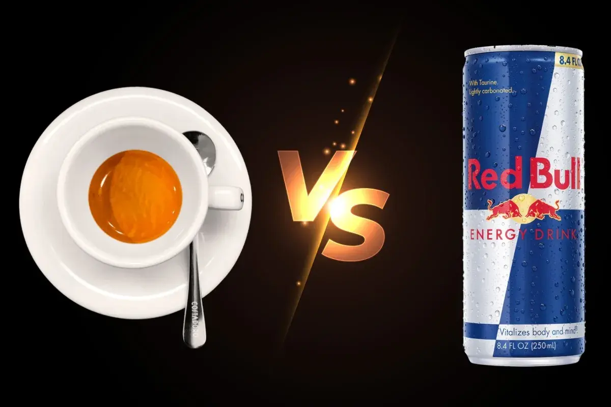 Caffè espresso vs Red Bull: a quanti caffè equivale una Monster? La bevanda energetica è pronta a sfidare il classico espresso.