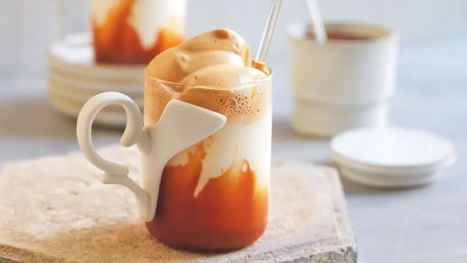 Latte di mandorla nel caffè, dosi e ricette per usarlo al meglio